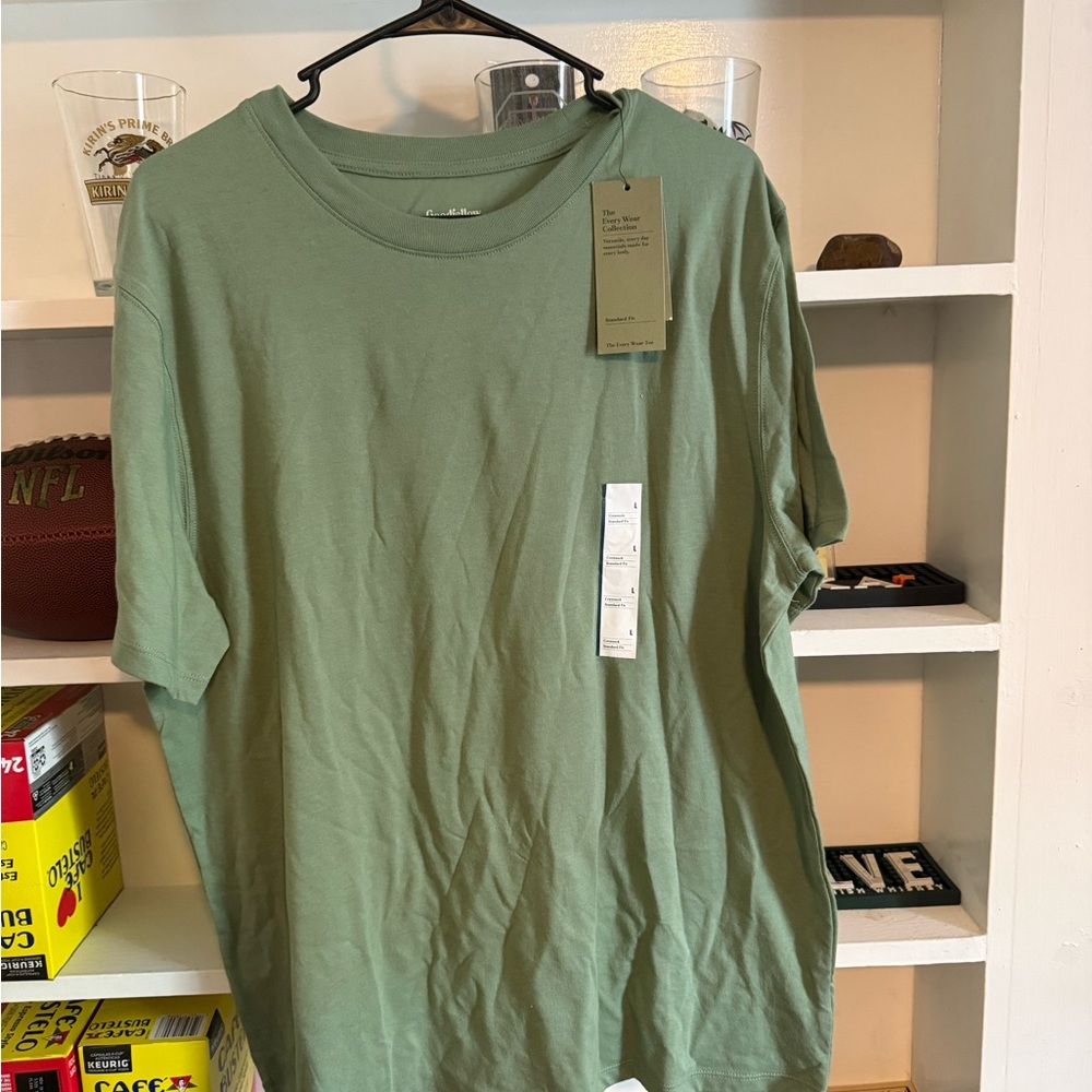 Goodfellow & Co Olive Green Short Sleeve Crewneck Tee